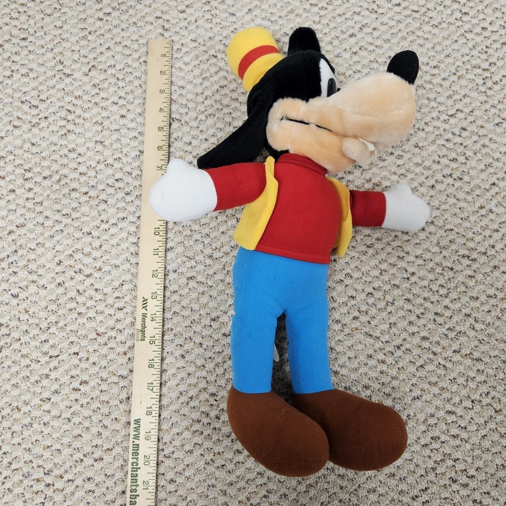 Vintage Disney Goofy Plush Collectible and 20" Inch Walt Disney World